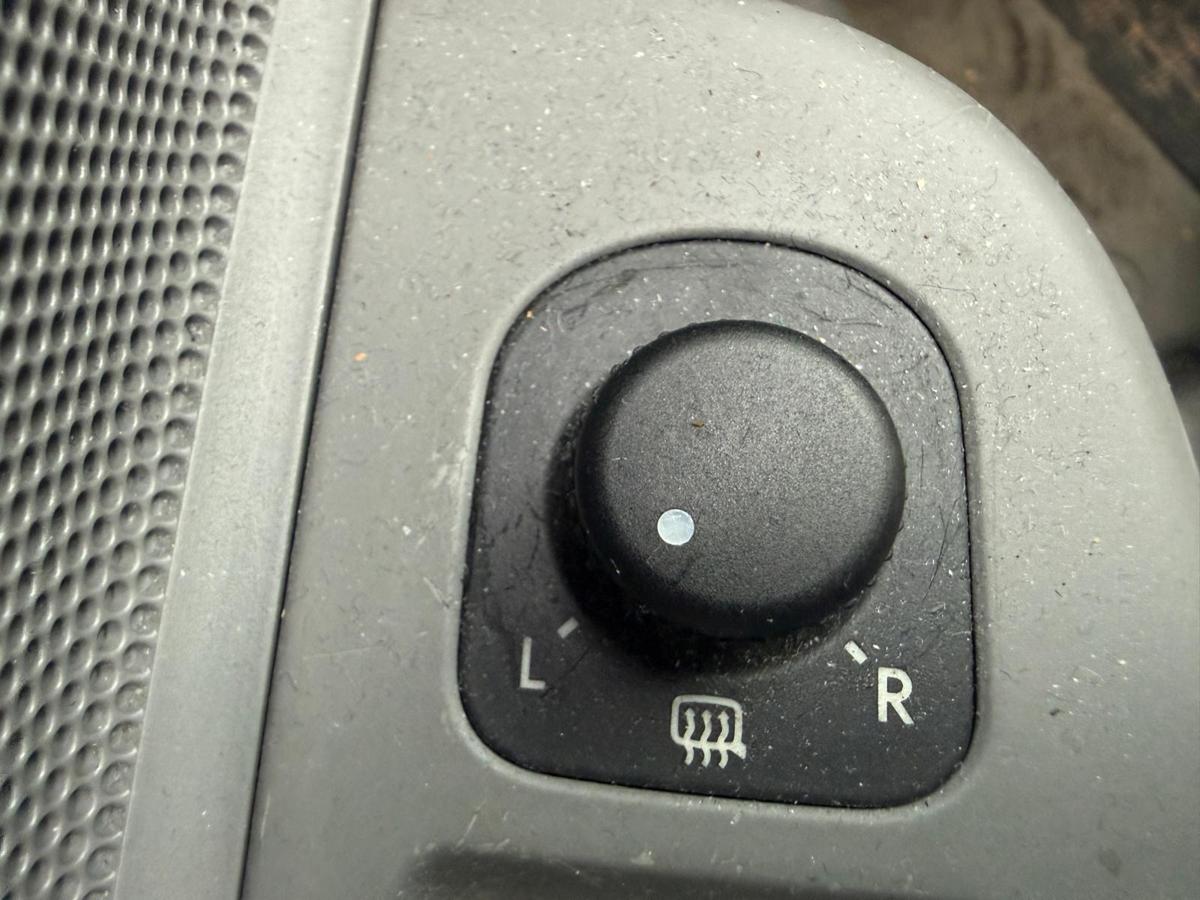 VW Golf 5 original Au&szlig;enspiegel links elektr verstellbar LA7W Reflexsilber BJ04